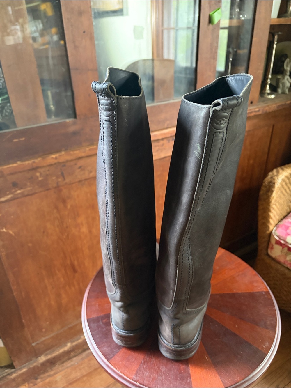 CHANEL VINTAGE ANKLE LACE LEATHER TALL BROWN BOOTS PRE-LOVED COND. SIZE 38 (7.5) - Picture 3 of 10